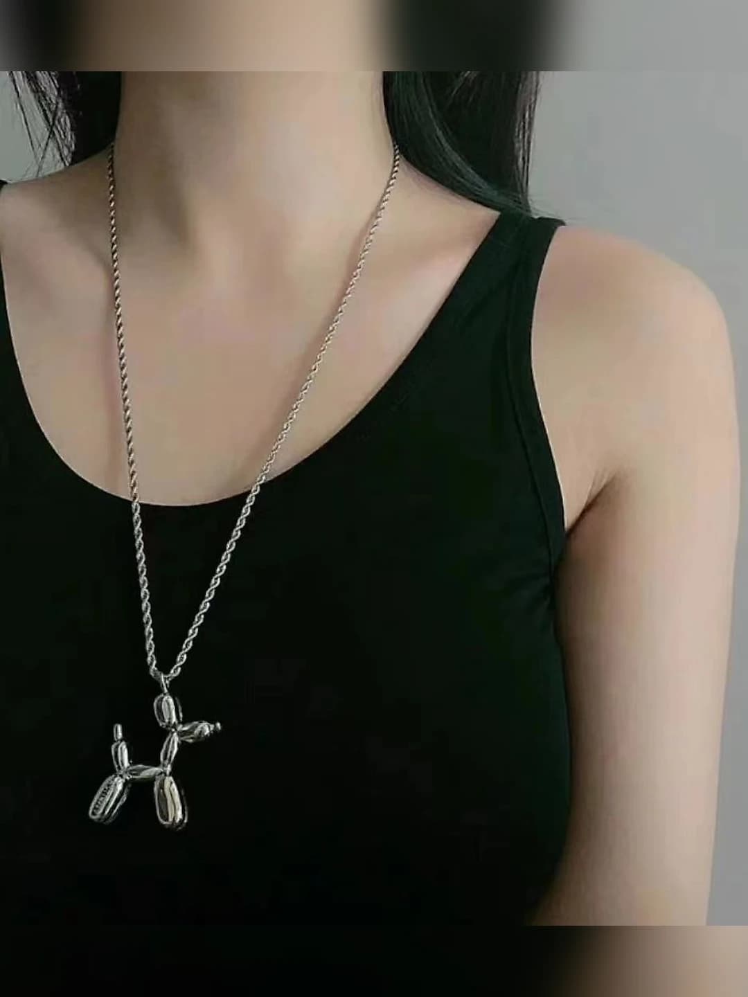 Balloon dog + 60 cm twisted chain