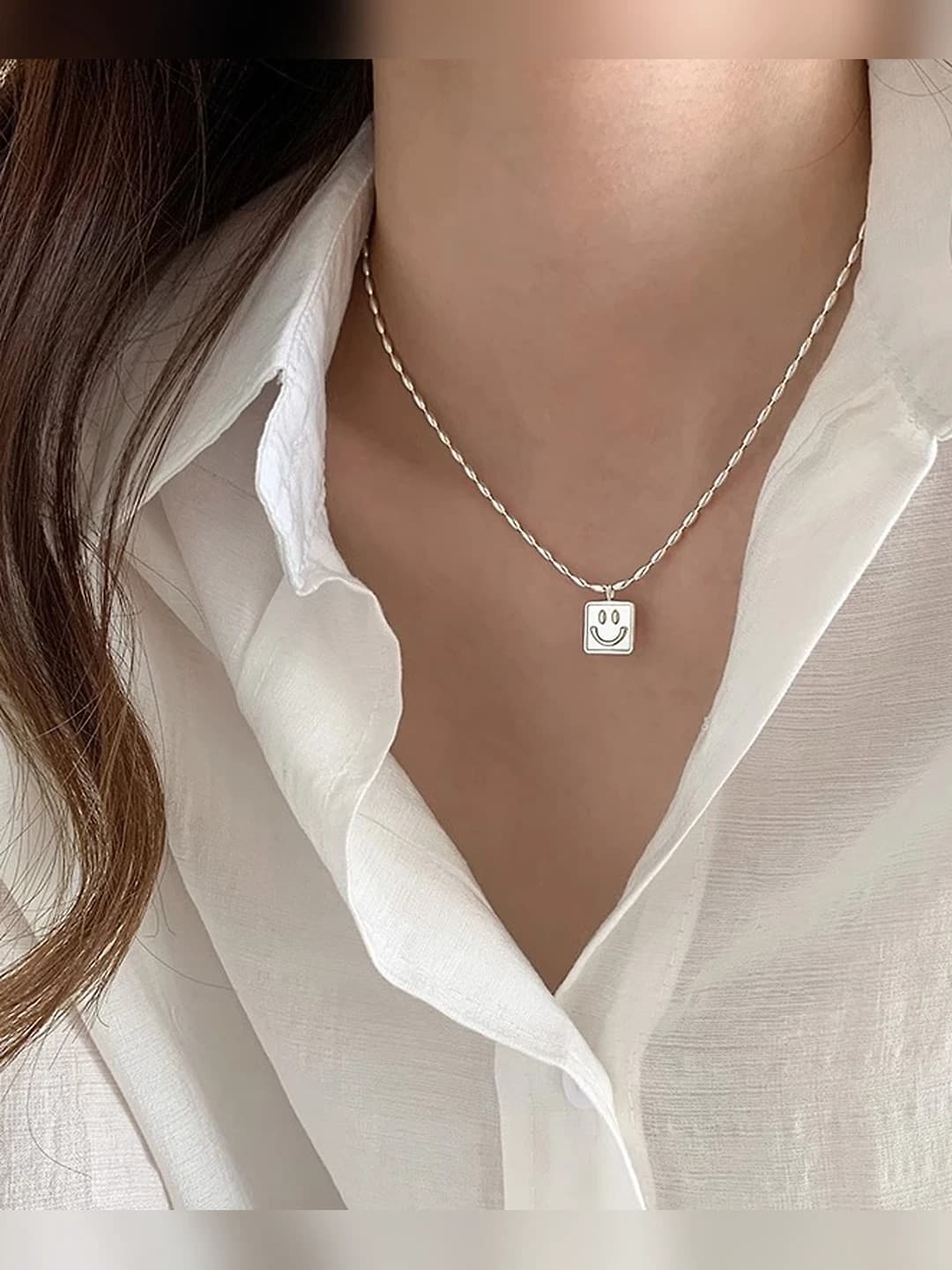 Women's pendant necklace in Korean style, sweet-cool style, geometric shape, smile design element
