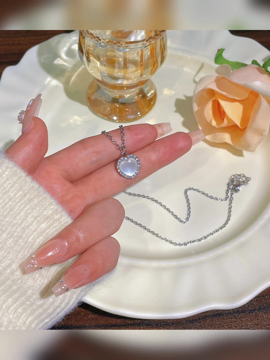 1390# Kristalldan yurak - kumush rang
