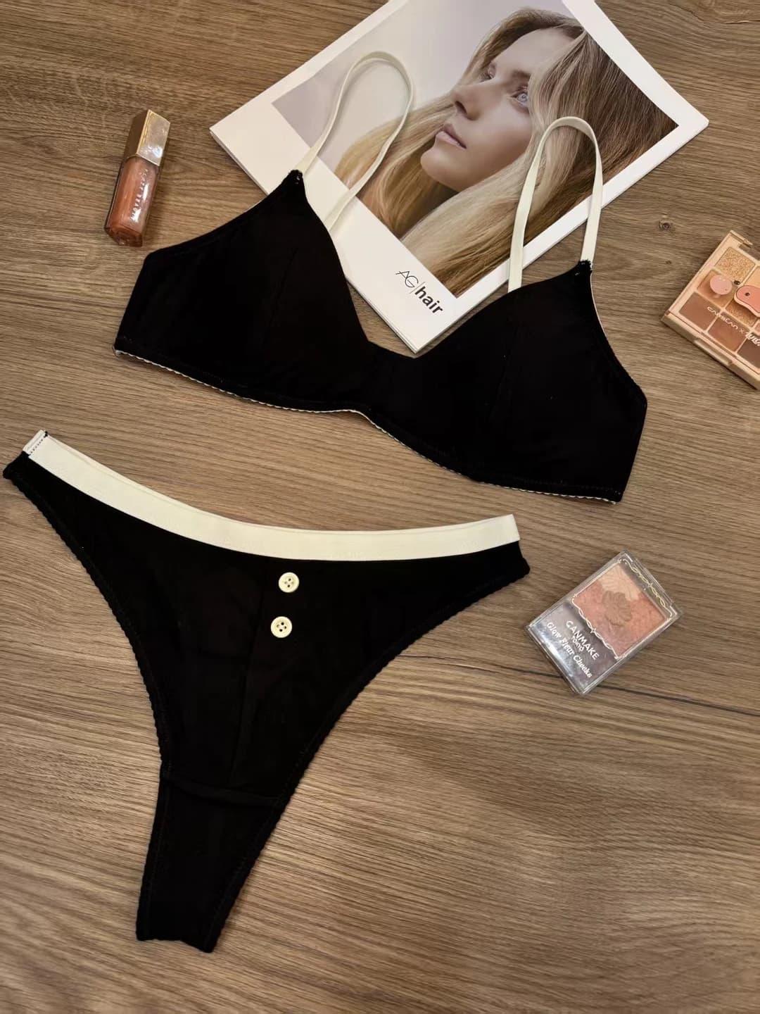 Black + T-briefs