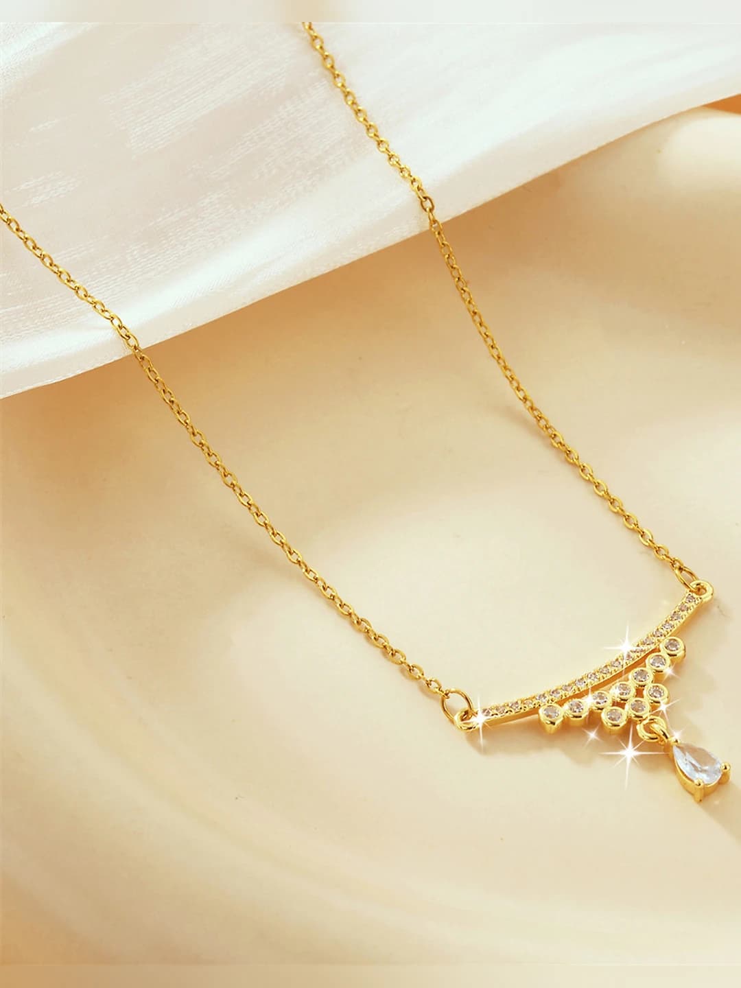 8908-Gold