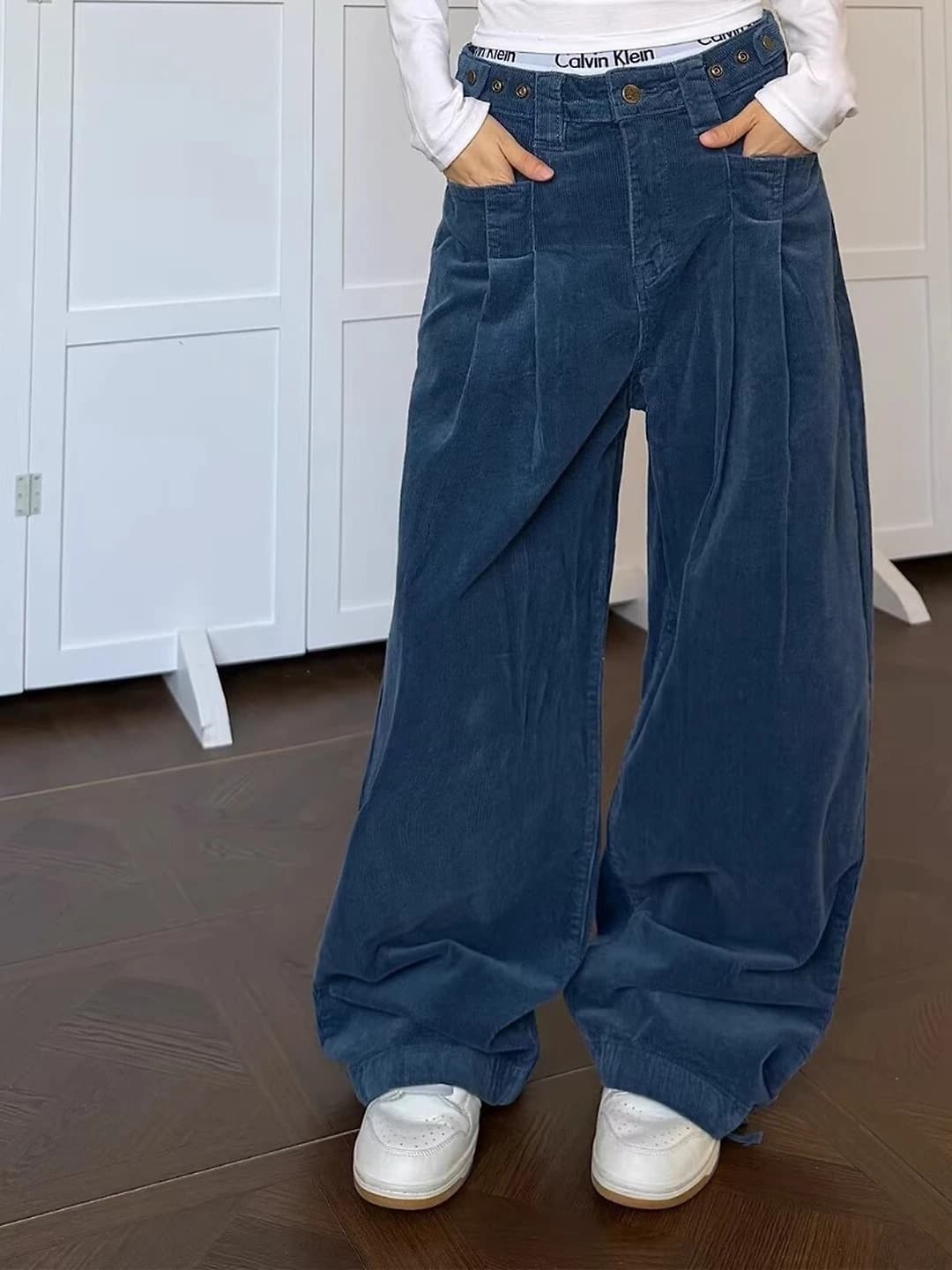 Women's wide and flared jeans: dark blue high waist straight cut retro slimming jeans for autumn-winter