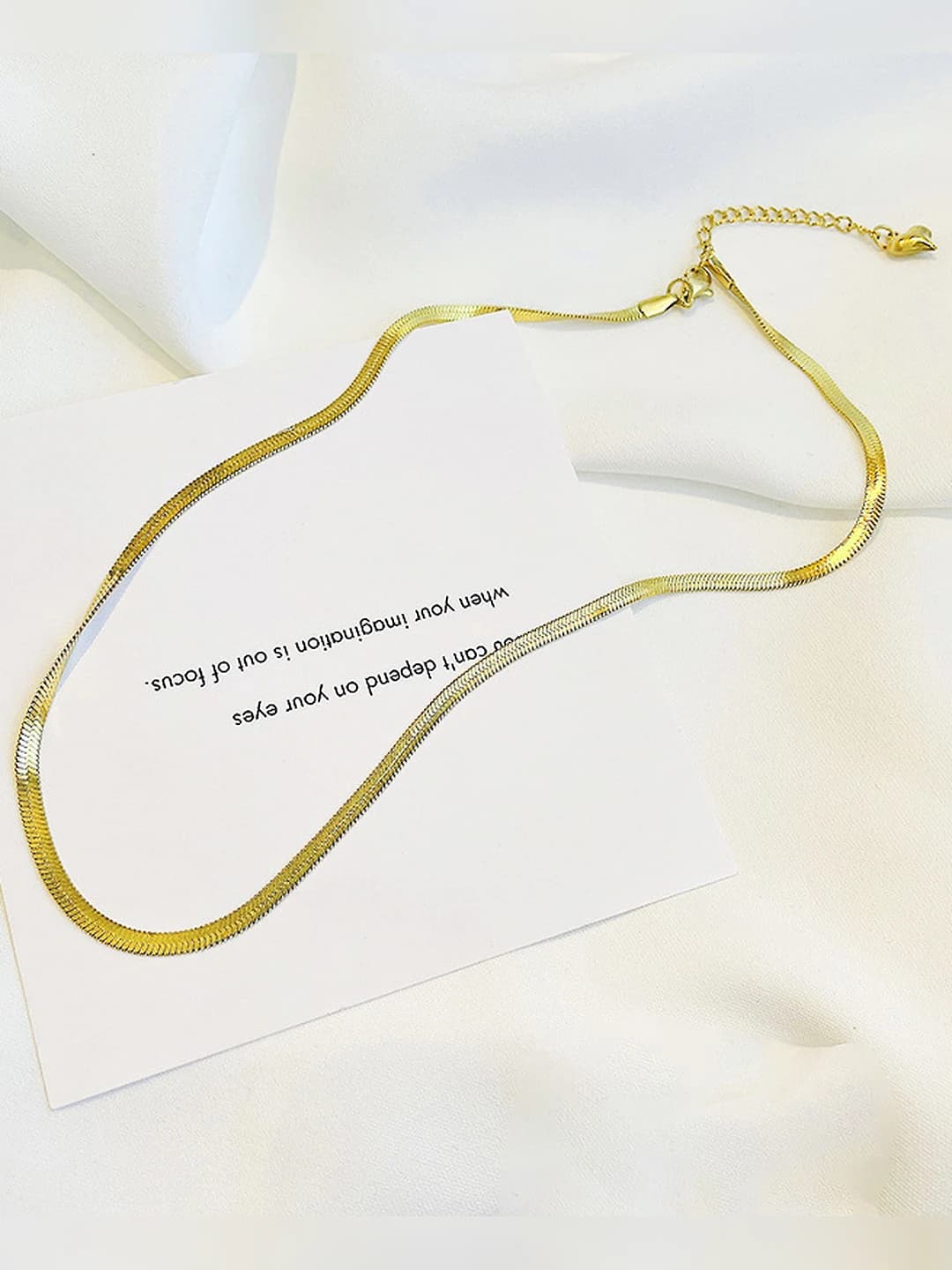 A 844 4mm blade chain gold