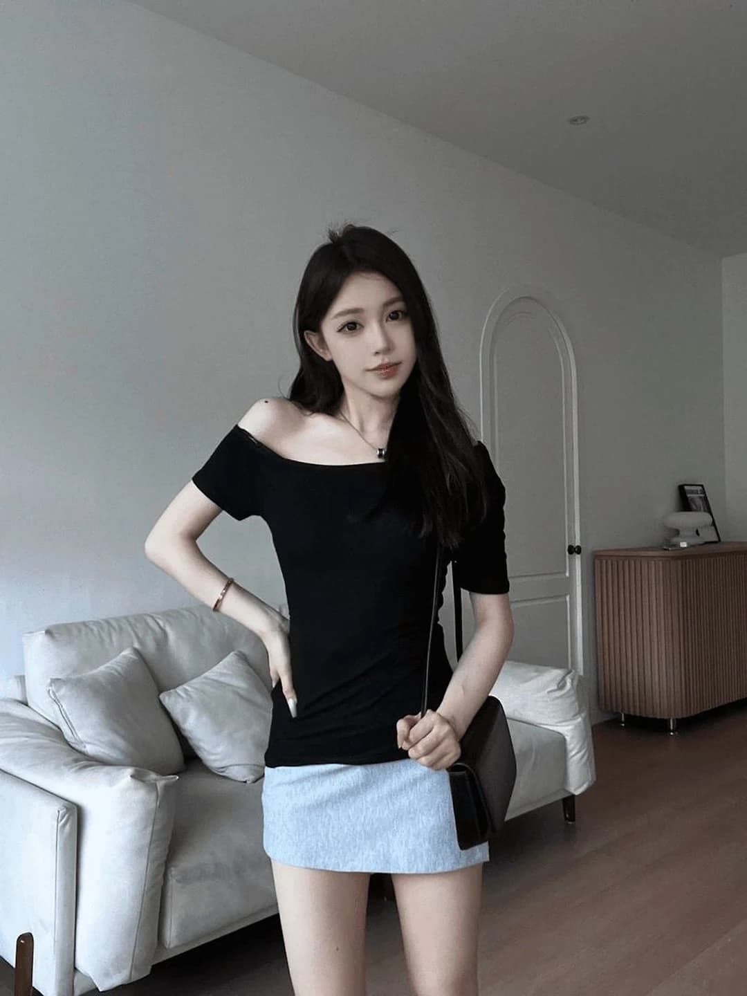 Women's off-shoulder short-sleeve t-shirt, slim fit, solid colour, summer, cropped