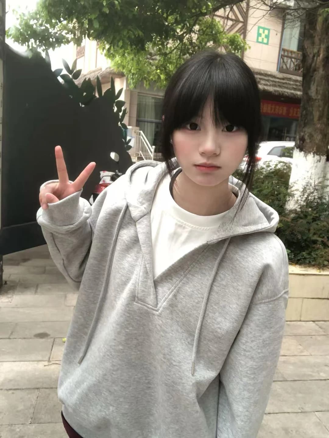 Women's fleece-lined, solid colour, loose fit hoodie, autumn-winter 2026, Korean style, simple top
