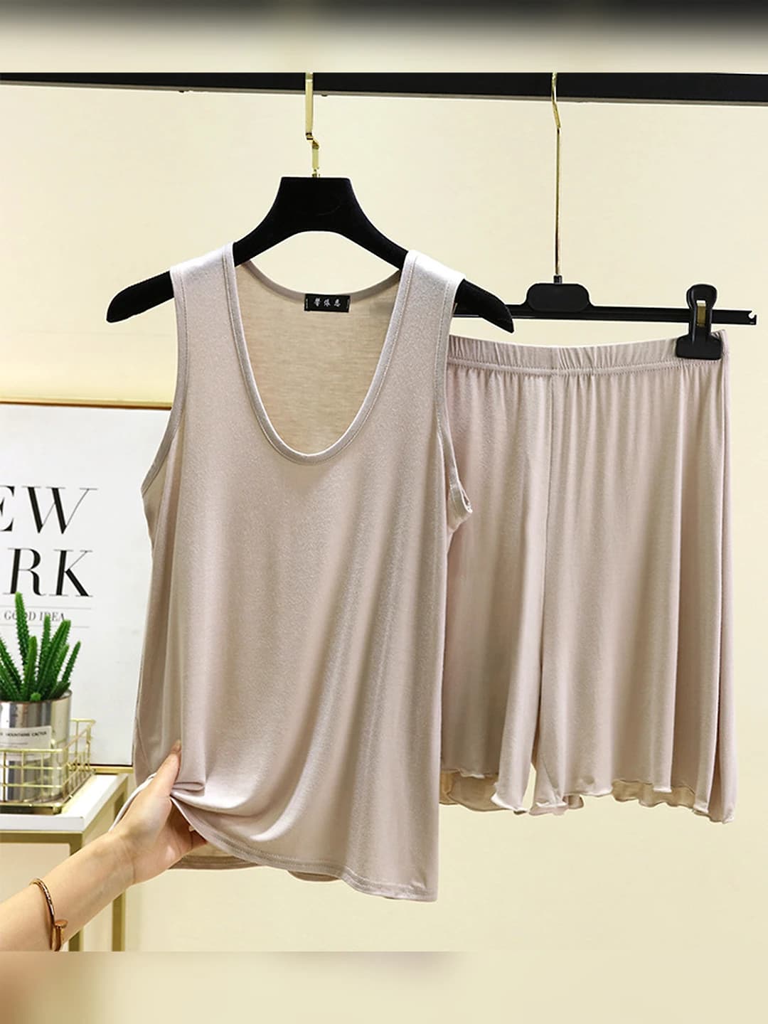Bej