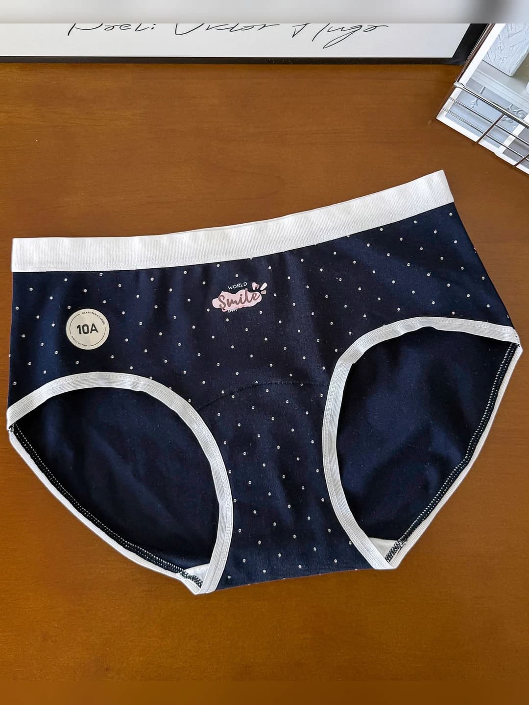 Diamond dots