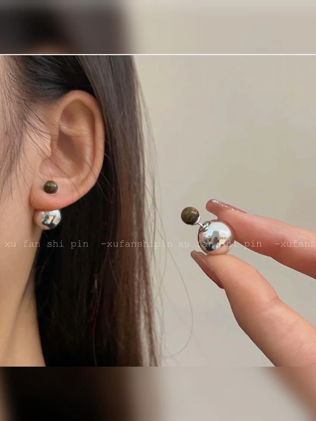 52# Tiger eye silver ball studs