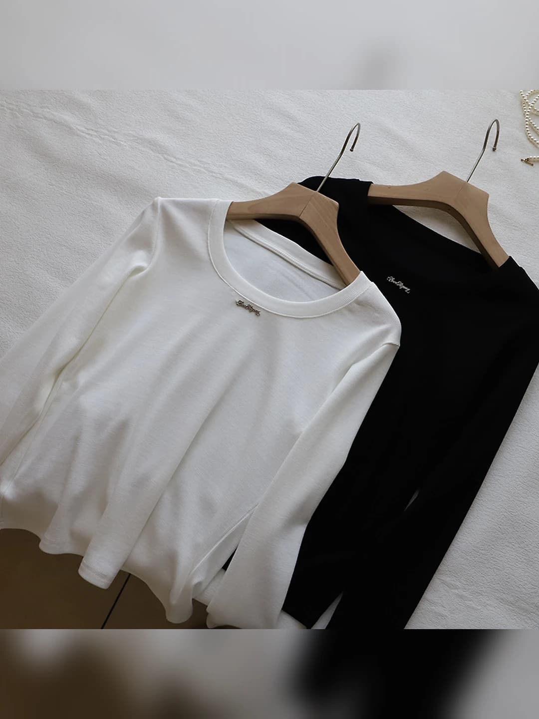 Women's 2026 Korean style slim fit long sleeve solid colour t-shirt
