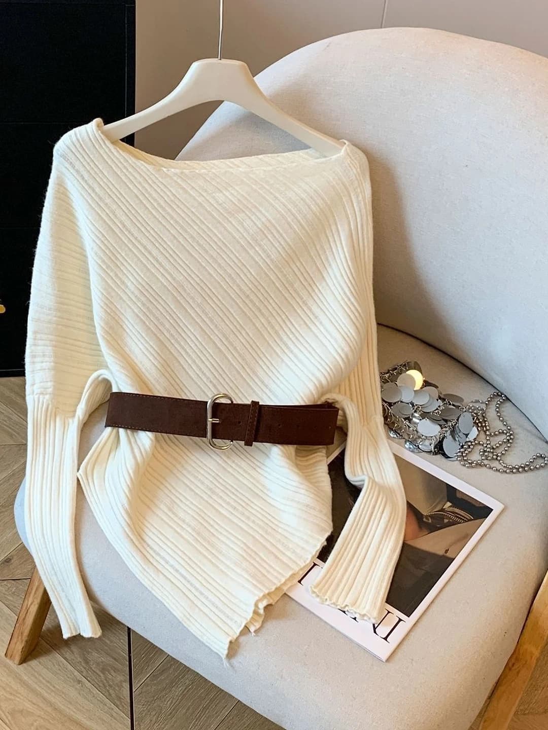 Apricot, no belt