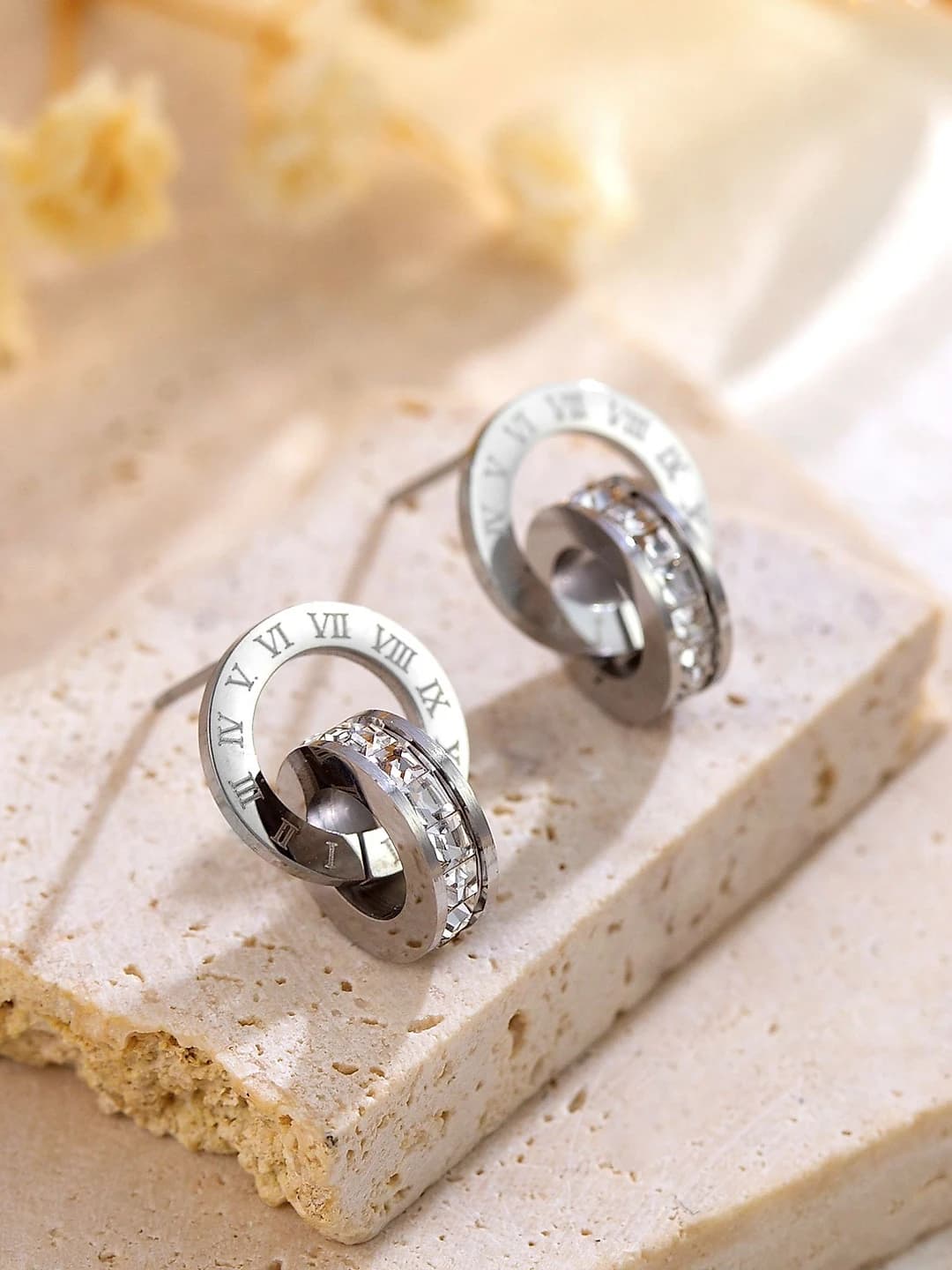 8993-Silver earrings