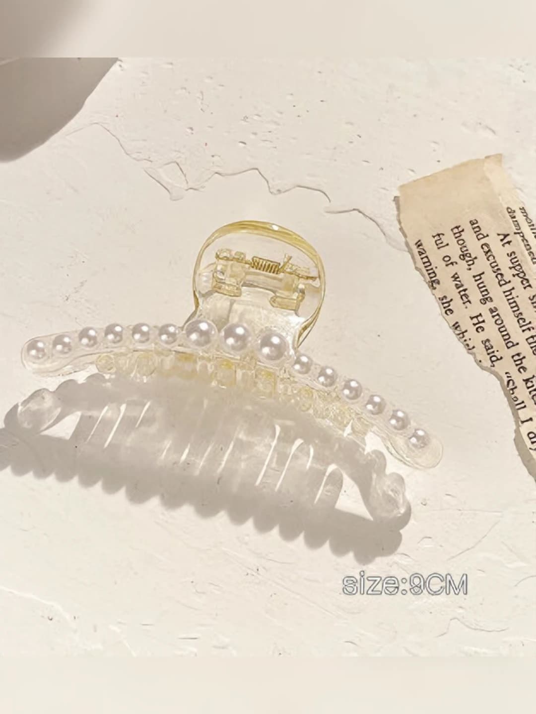 9# Clear pearl hair clip