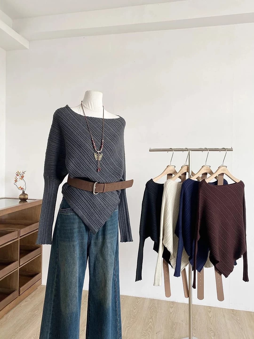 Women's Korean style autumn cropped knit top, long sleeve, solid colour, slimming