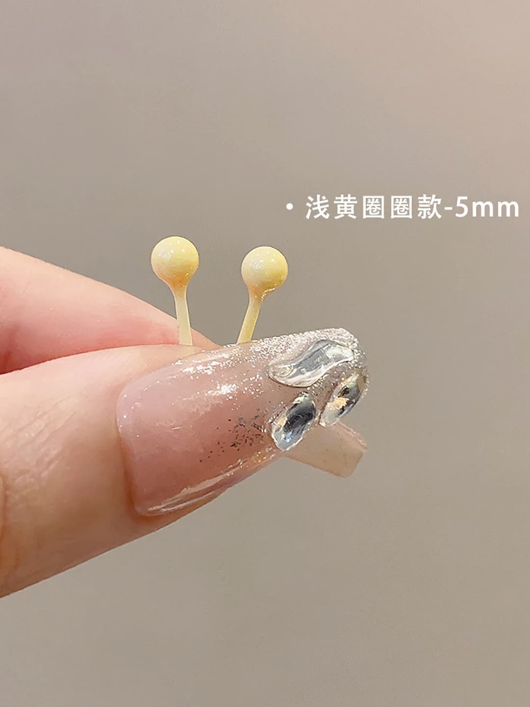 A1678 Yellow~Ceramic stud
