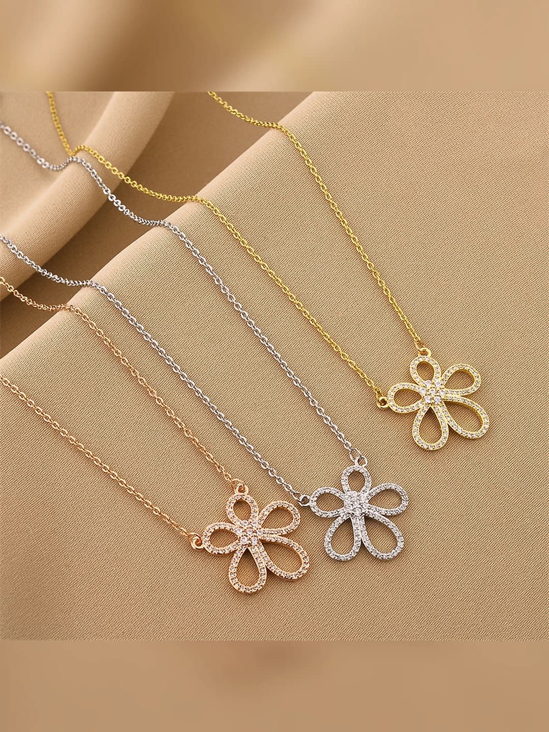 Women's titanium steel chain with five-petal flower and camellia pendant