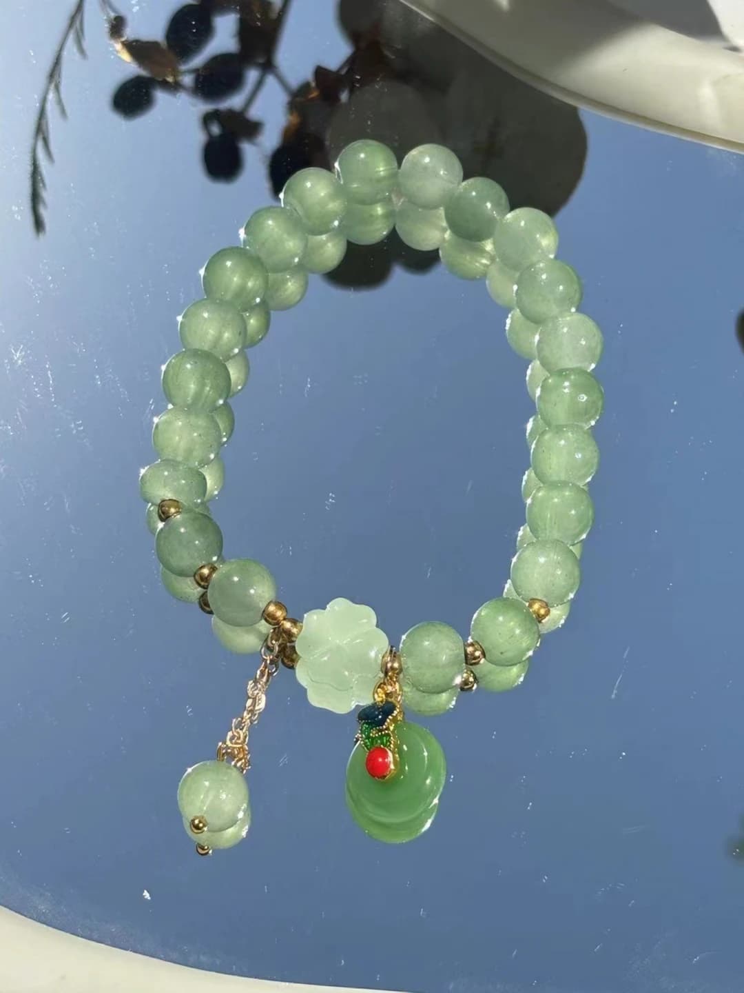 Green peace buckle, Donglin jade