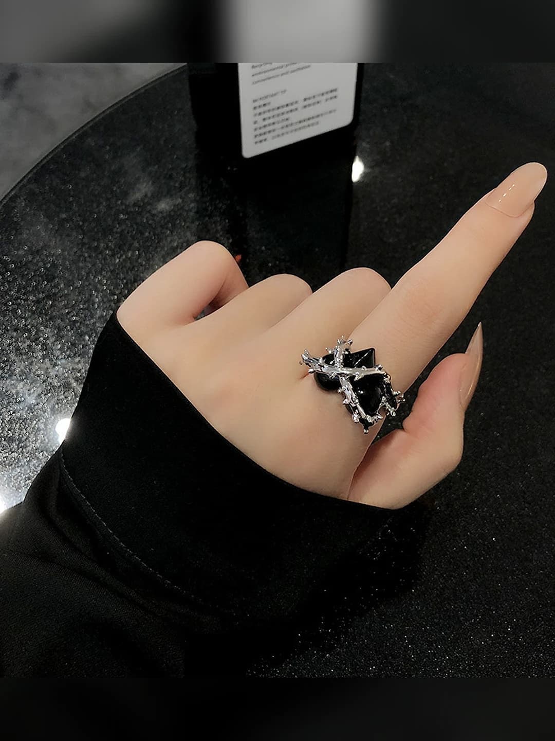 Black heart ring