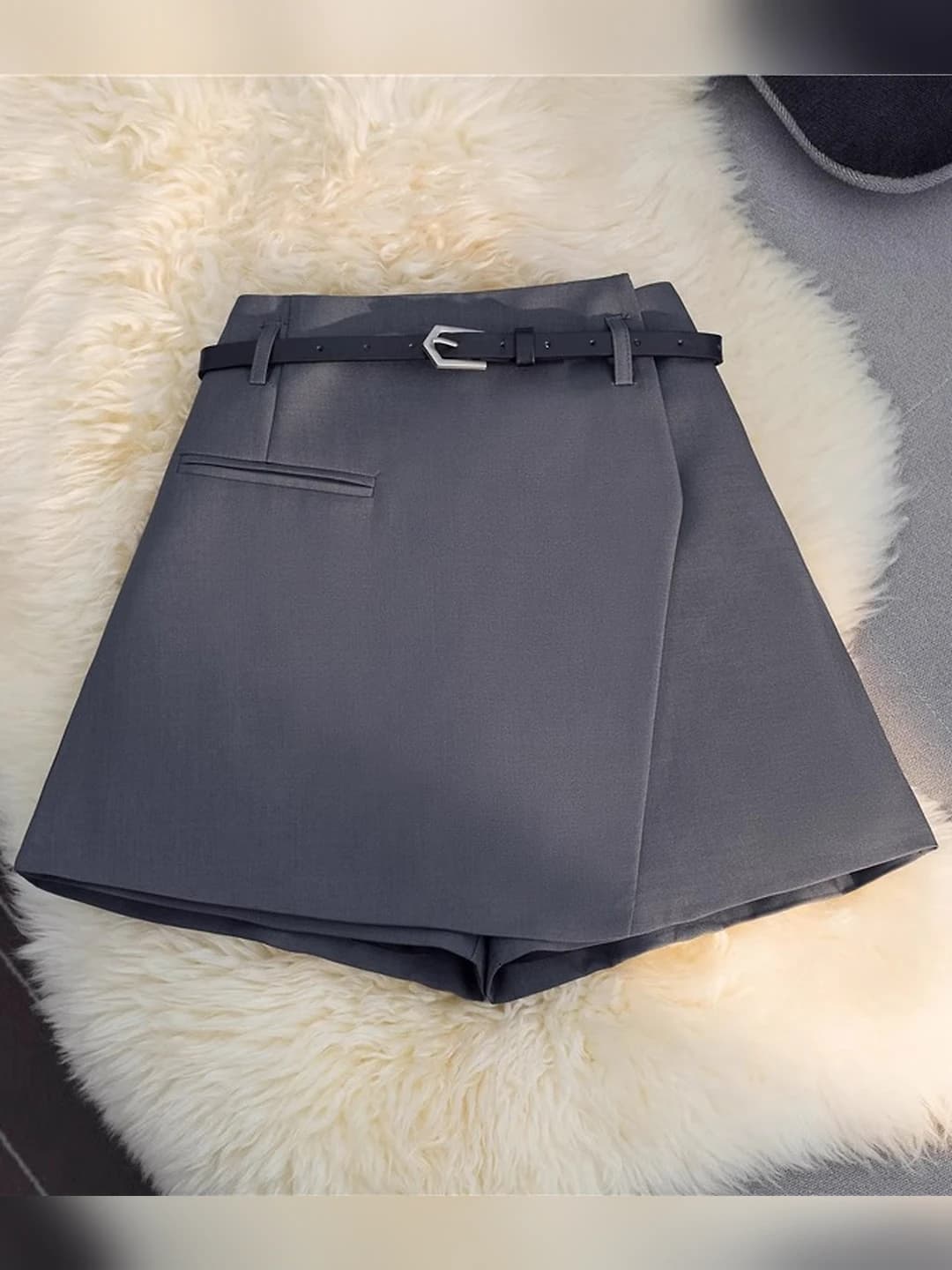 Grey (culottes)