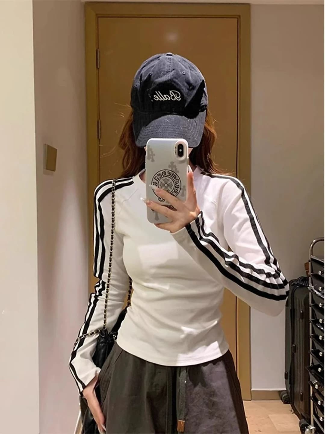 Women's long sleeve t-shirt: autumn-winter, slim fit, slimming, crew neck, solid colour, sports and casual style
