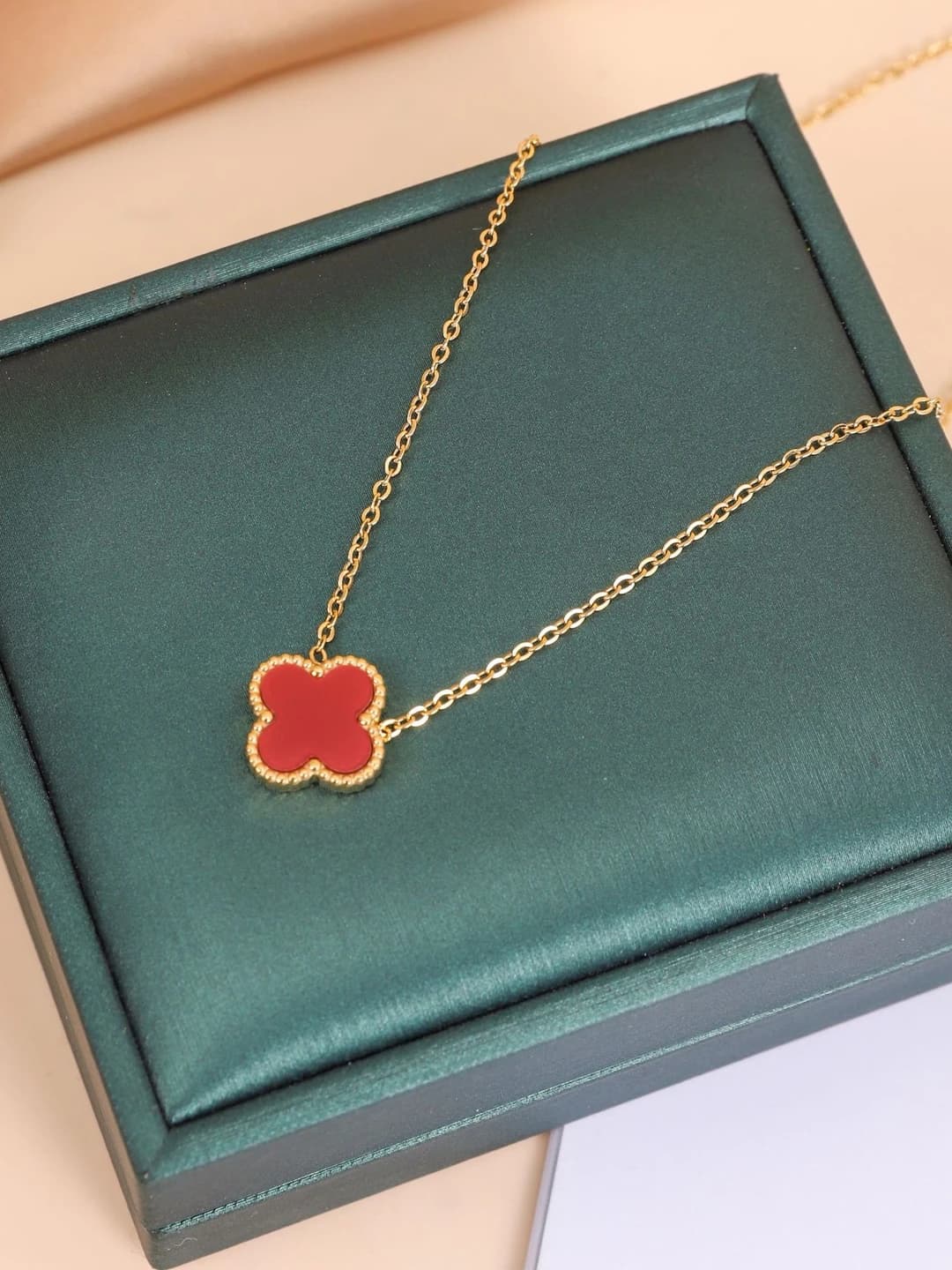 9142 - Gold one-side red