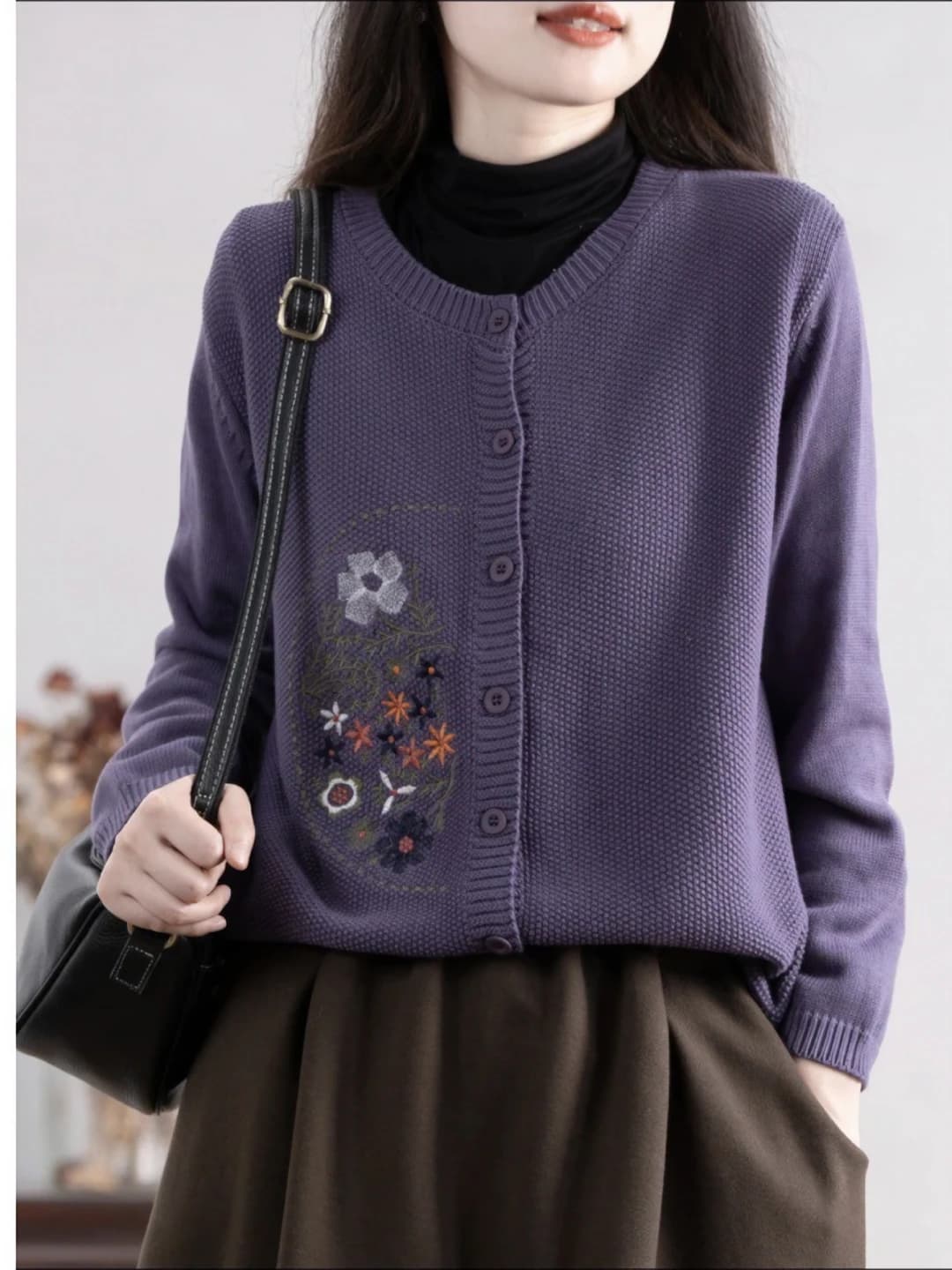 Women's autumn-winter cardigan, V-neck, long sleeve, loose fit, embroidered, retro style