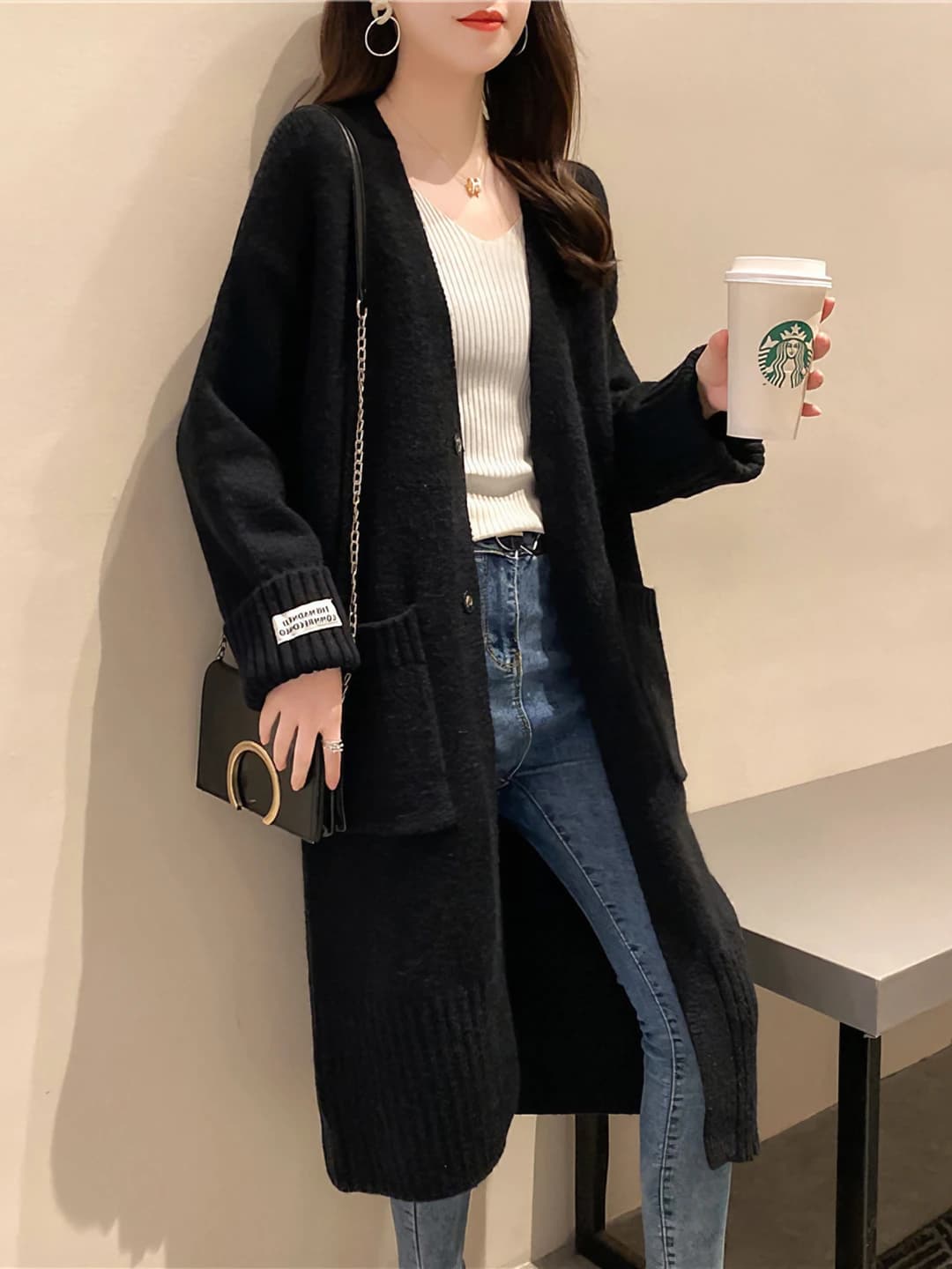Black no buttons