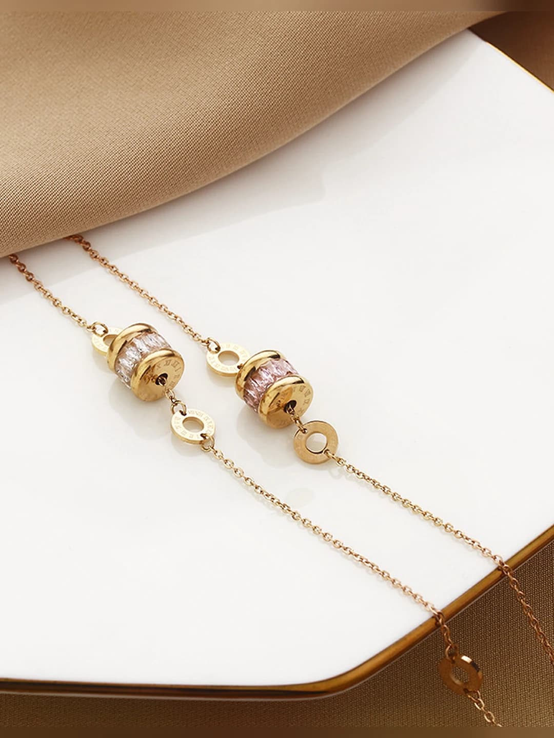 Rose gold, pink