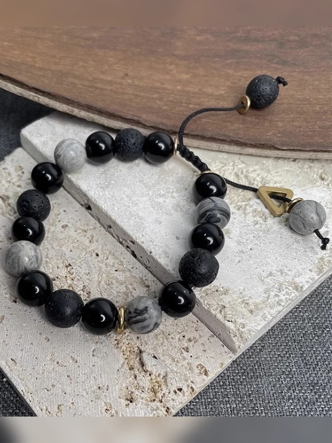 Women's bracelet made of black obsidian and volcanic stone beads, alloy, geometric shape, Korean style