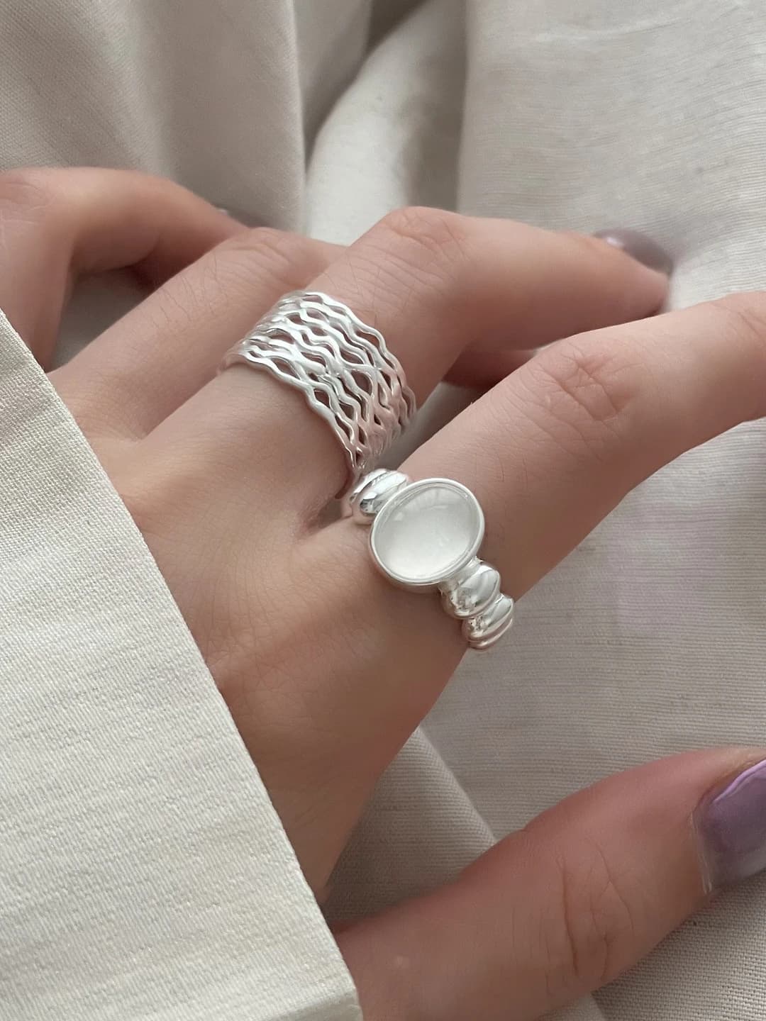 Women's 925 sterling silver ring with white chalcedony and moonstone, geometric open design