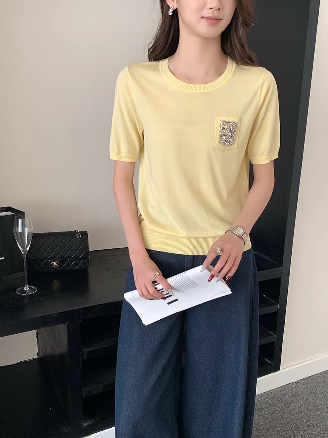 Women's knit top with crew neck and short sleeve in wool