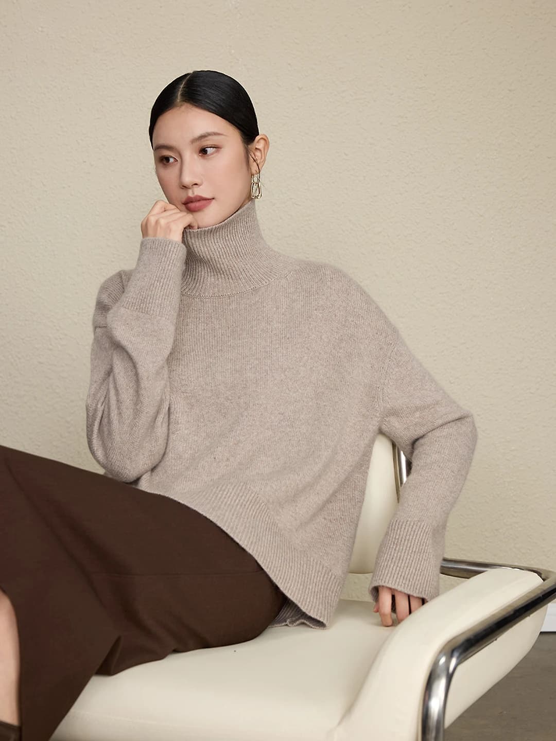 Women's cashmere and wool thickened high neck loose fit solid colour knit sweater for autumn-winter