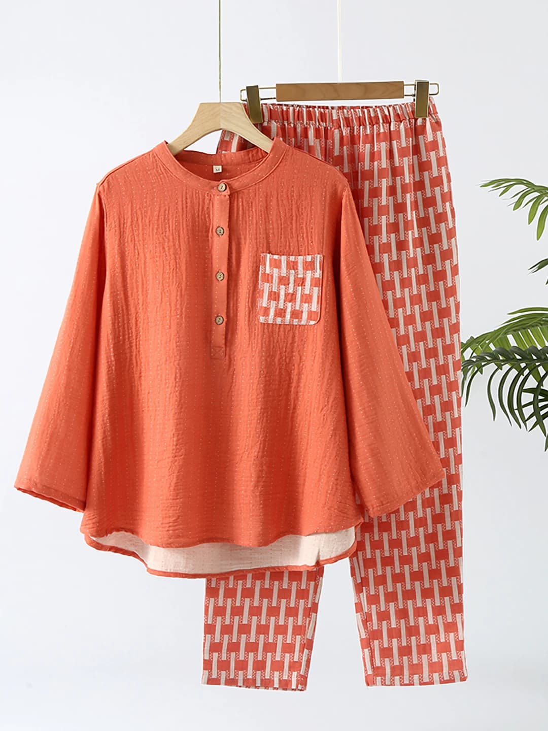 Red-orange (Women)