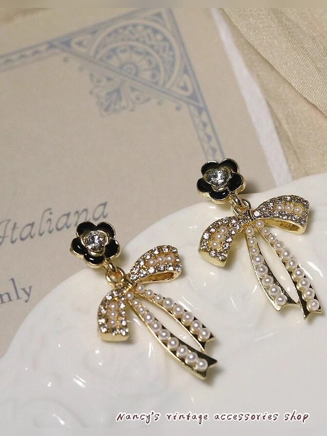 Stud pair