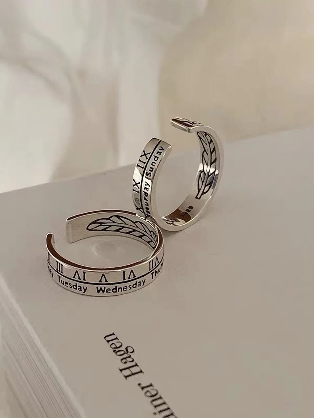 Women's ring with Roman numerals in retro style, original design, for men and women