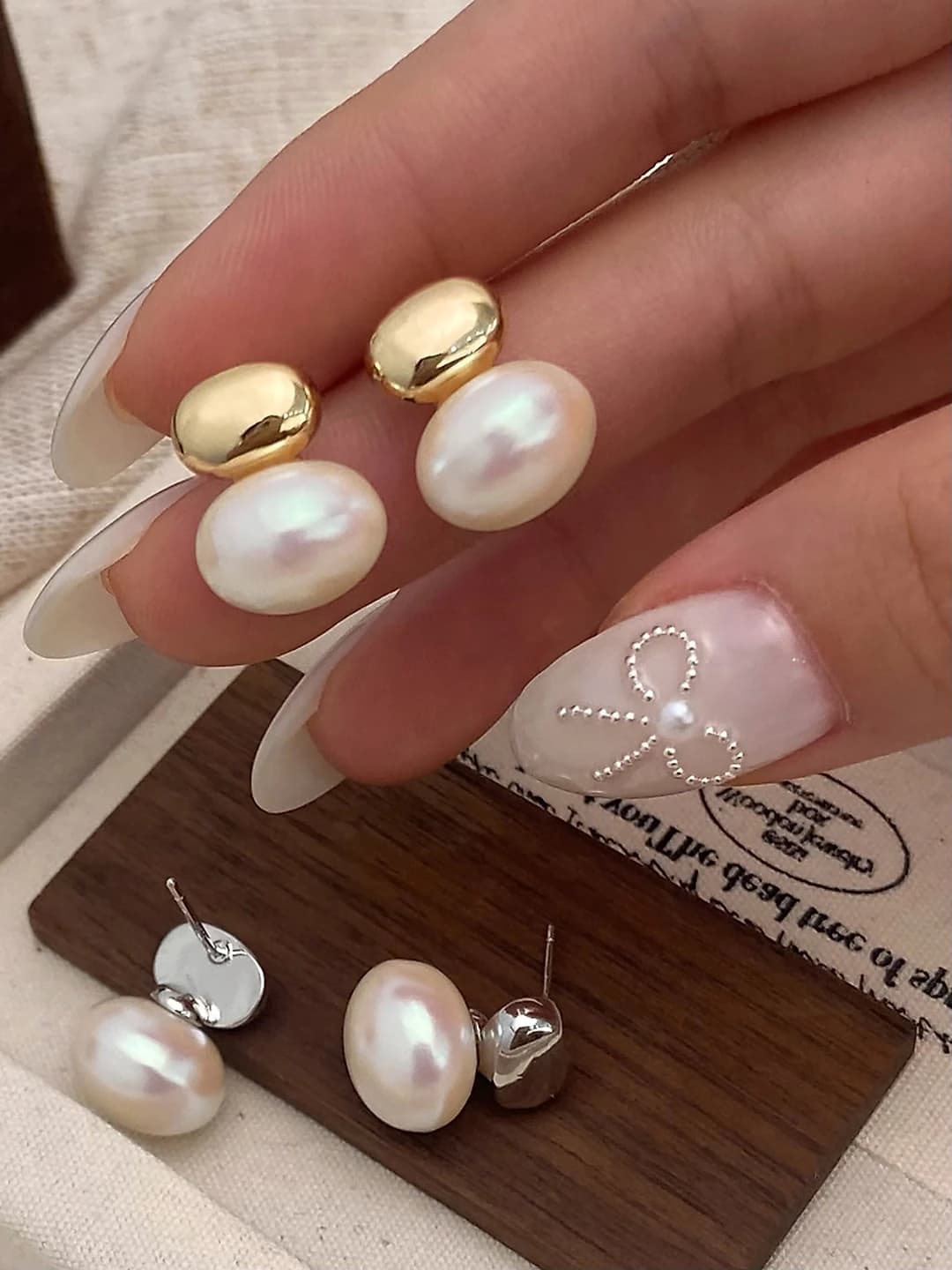 Women's French retro style summer elegant and chic minimalist luxury look closed hoop pearl stud earrings