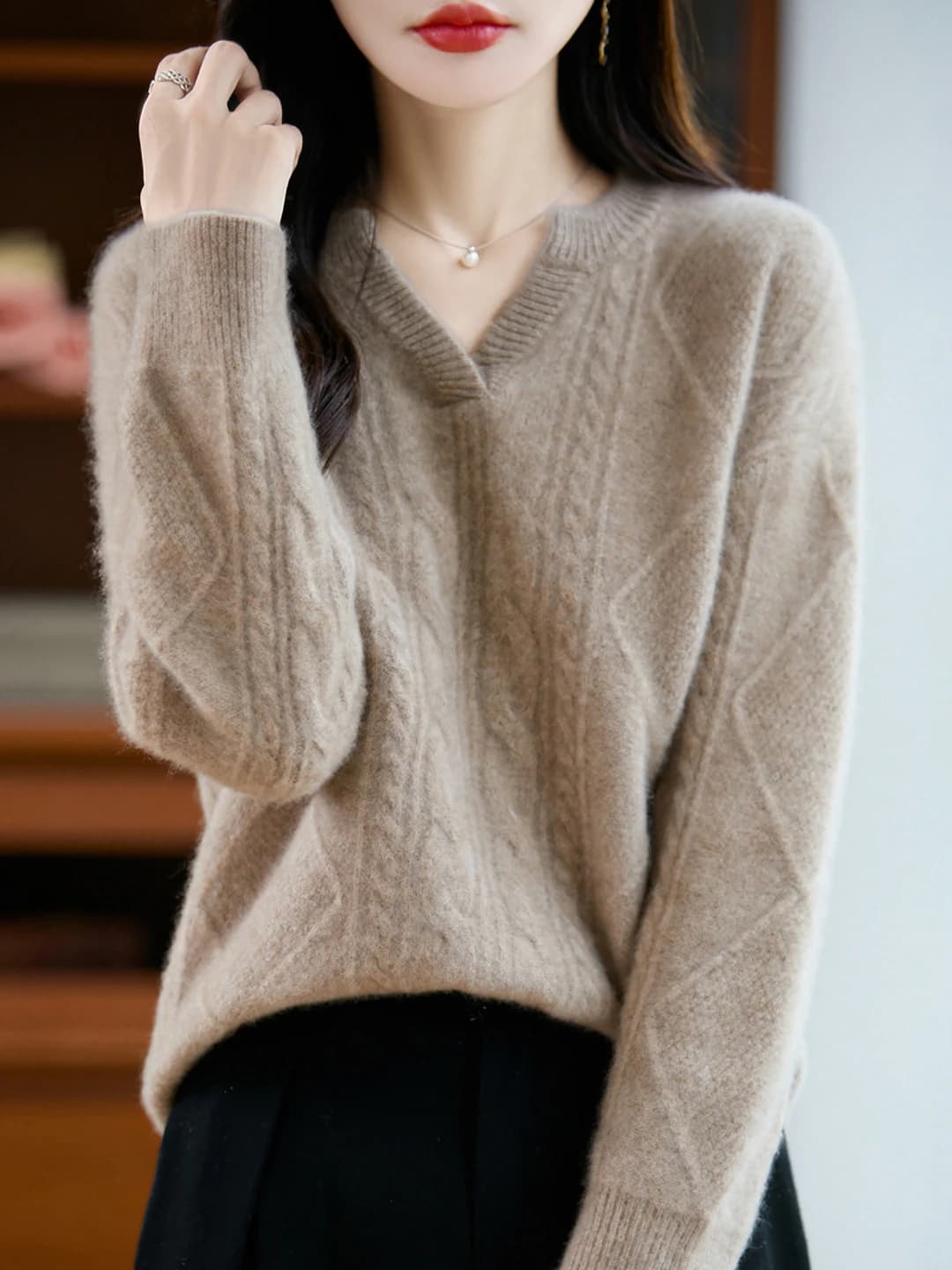 Women's wool sweater autumn-winter 2026, loose fit, long sleeve, plus size, thick, half-open collar, cable knit, elegant style