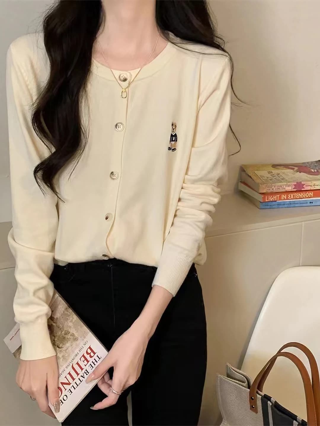 Women's embroidered knit cardigan for autumn-winter, long sleeve, crew neck, solid colour, loose fit, polyester
