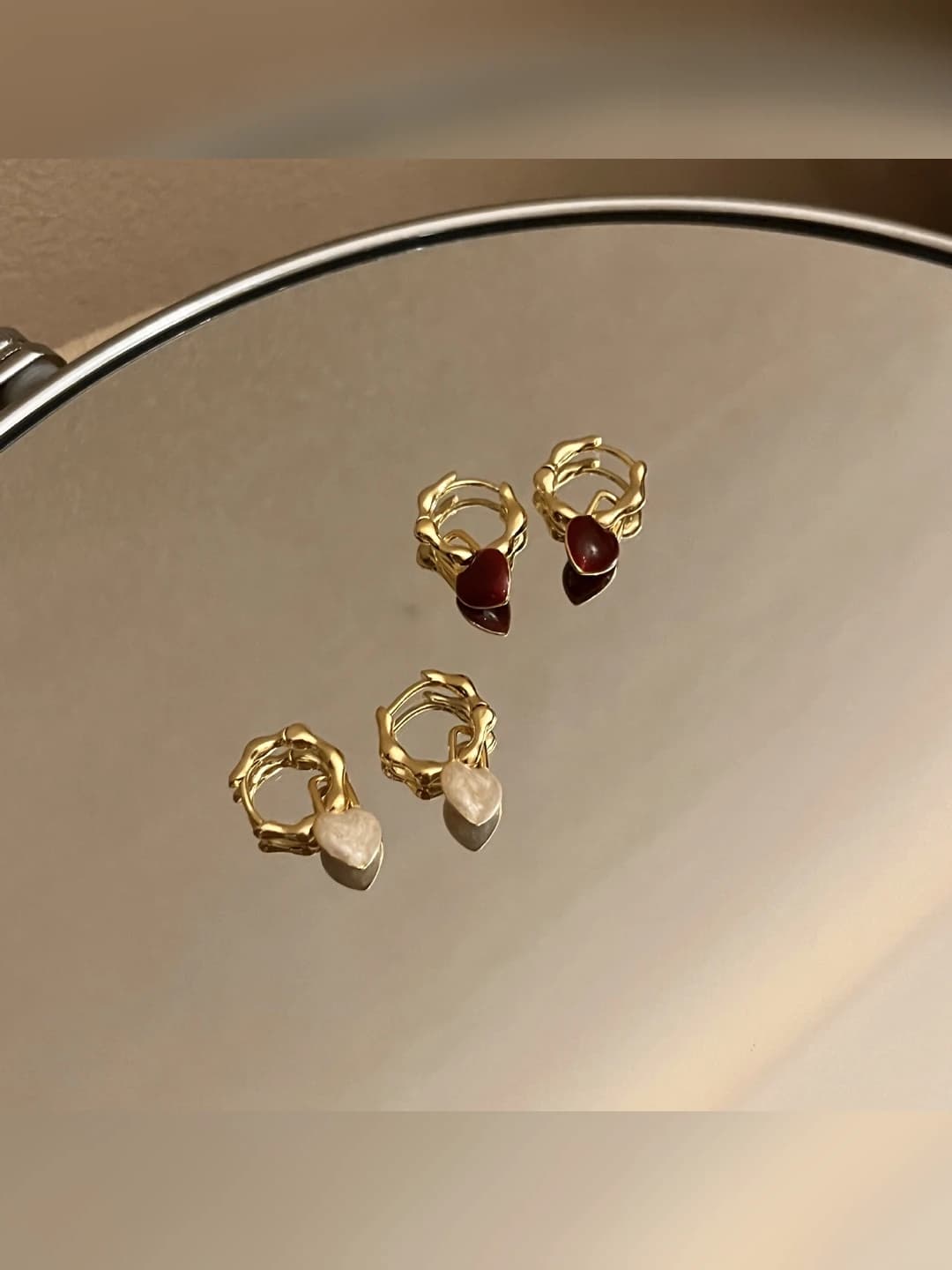 White heart stud earrings