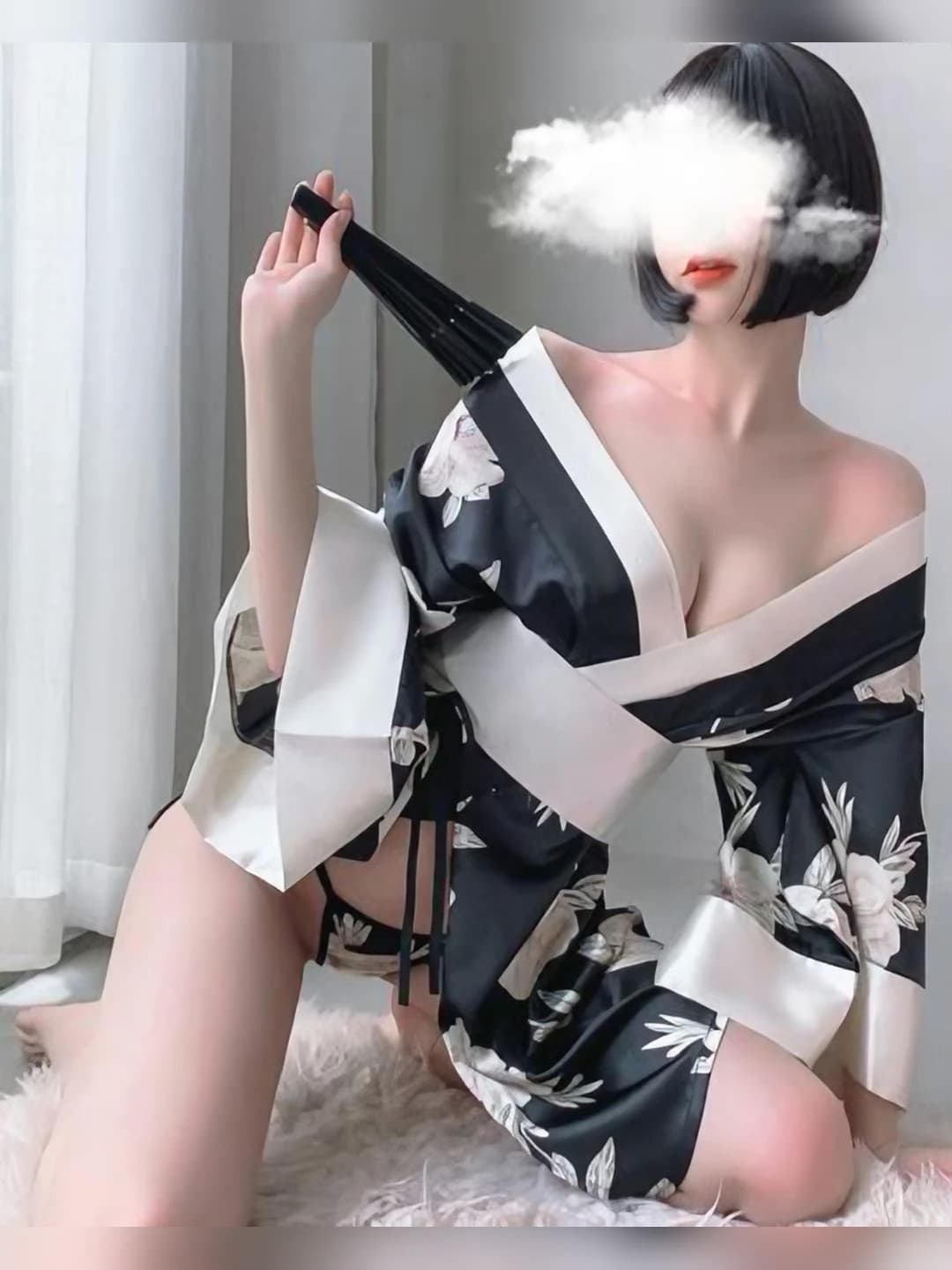 Black kimono + T-shorts + belt