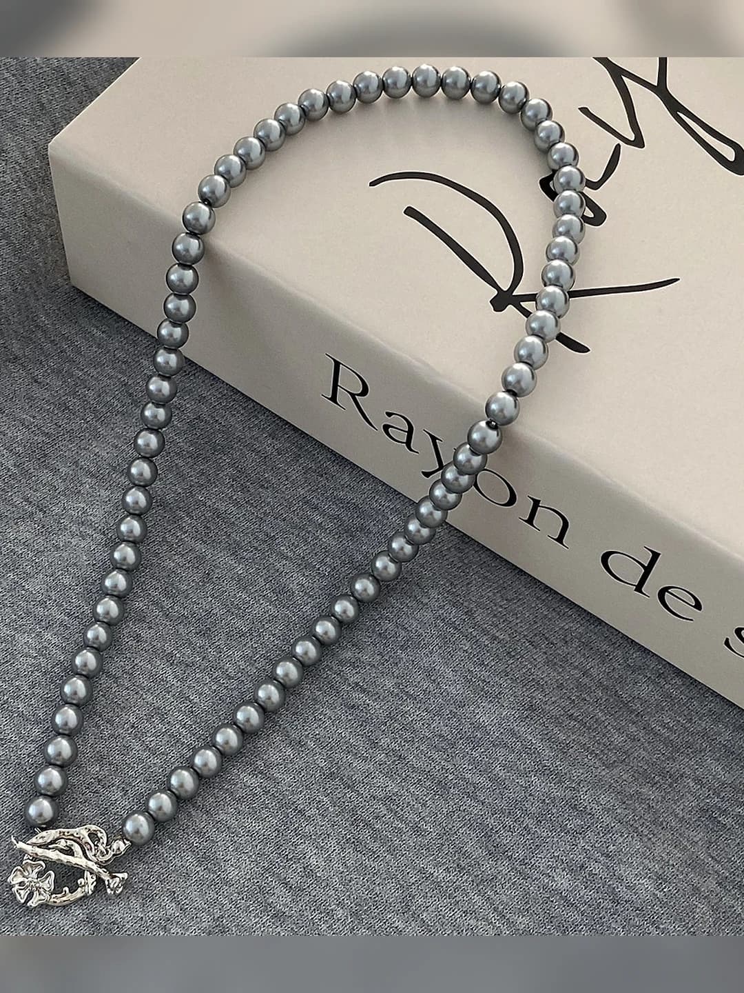 Grey Swarovski pearl necklace B-332