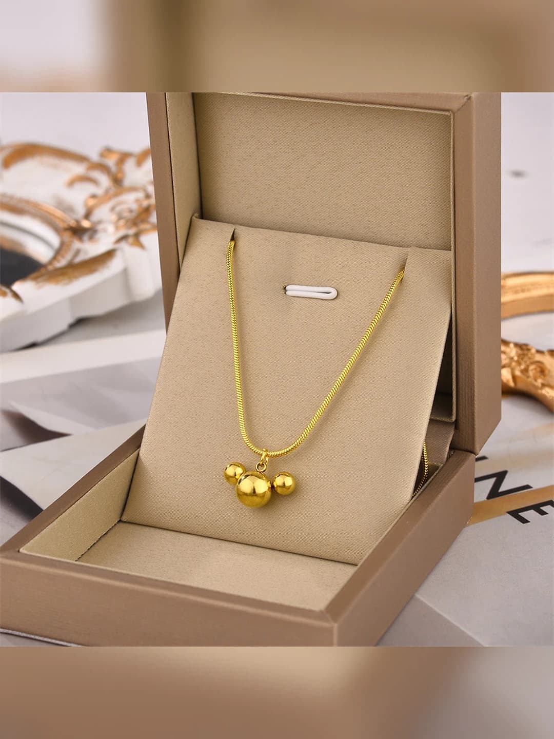 8945-Gold