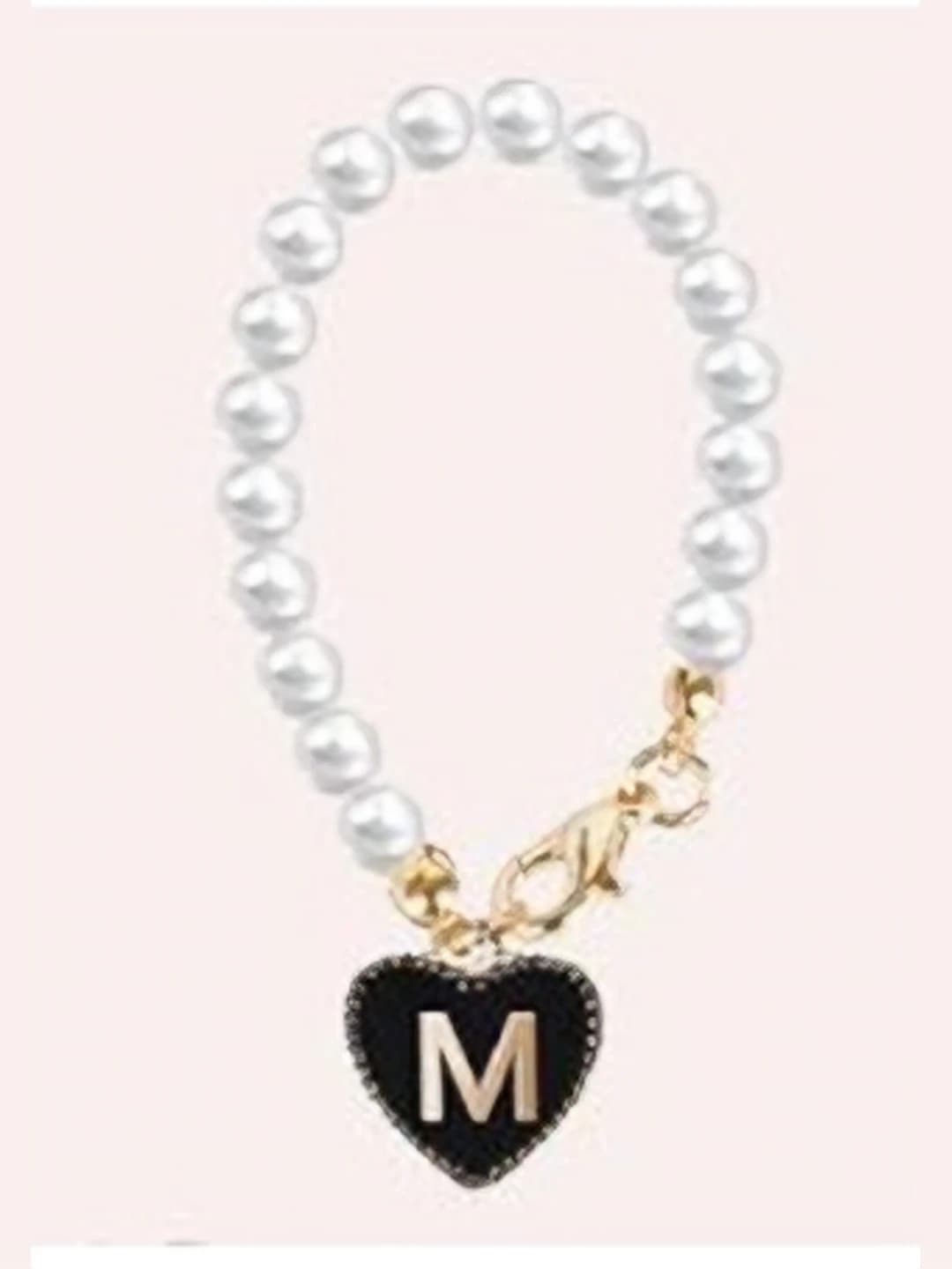 Black heart letter pearl cup charm