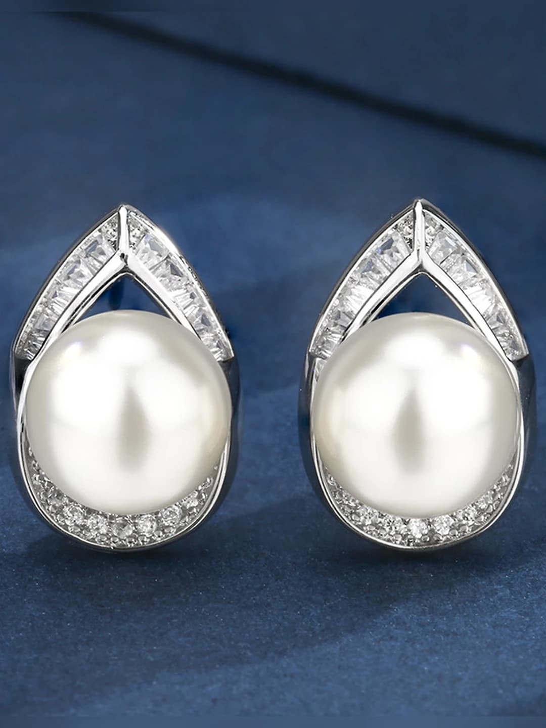 White gold white bead studs