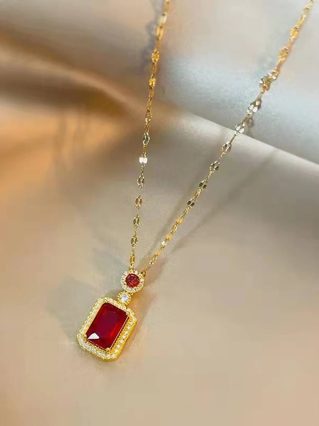 XL1507-6 Ruby square necklace