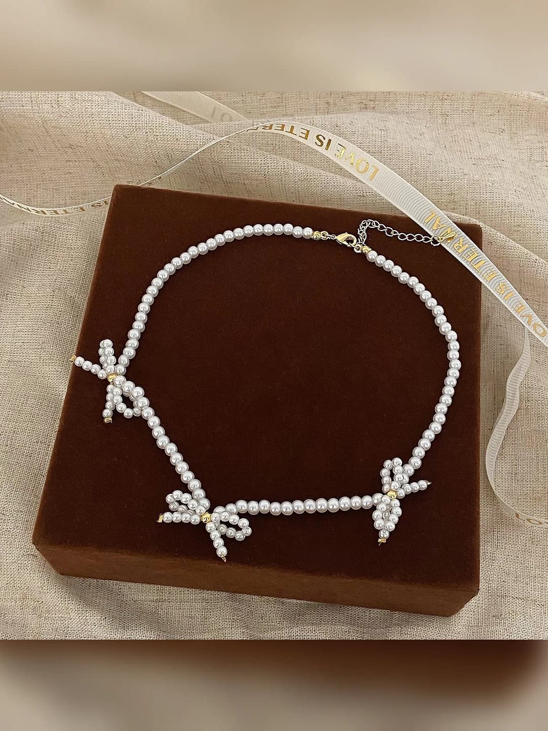 Bright pearl bow beaded necklace B-50
