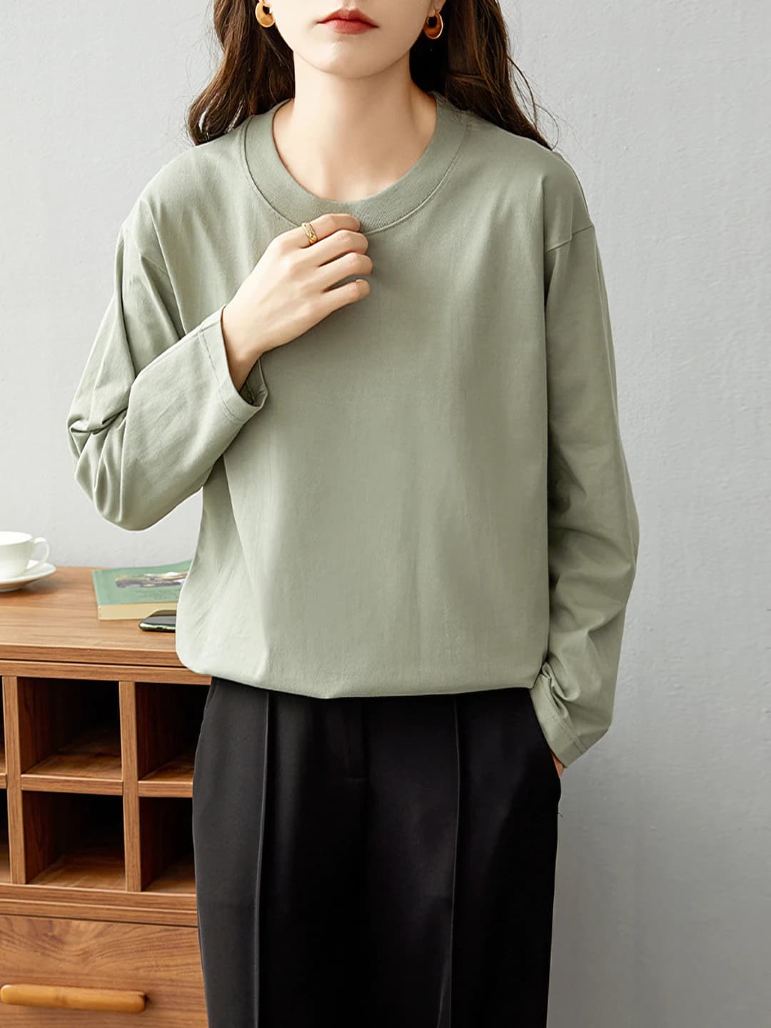 Limestone, crew neck, long sleeve