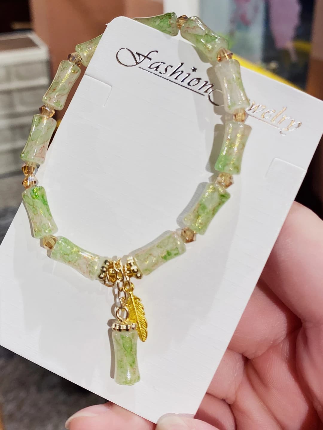 Light green bamboo leaf bracelet (bag)