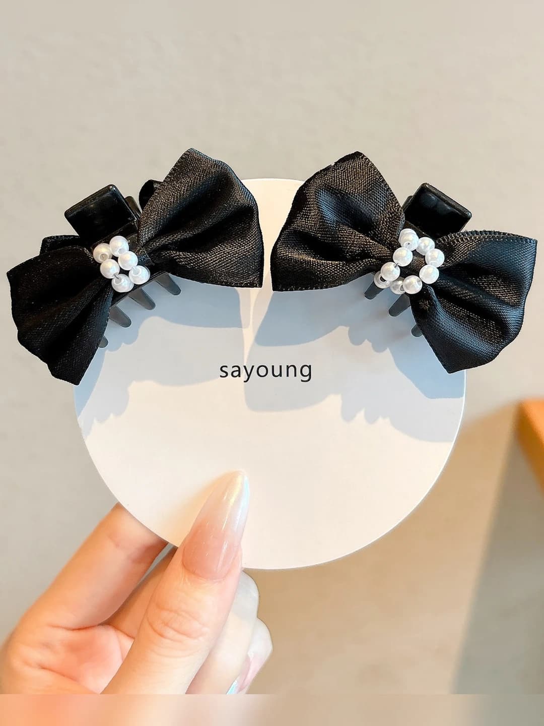 Beaded bow clip, 1 pair, ~5 cm