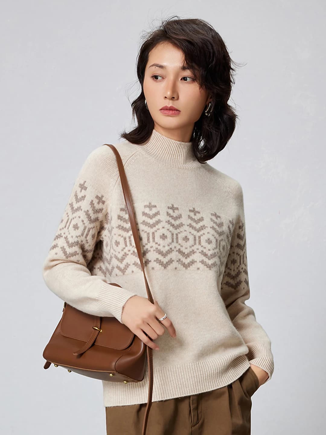 Women's wool sweater, mock neck, loose fit, long sleeve, thick, autumn-winter