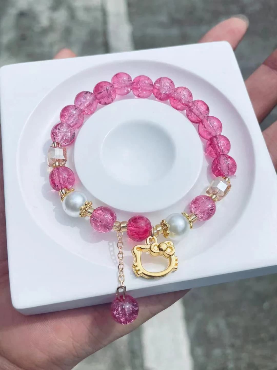 Oltin mushuk malina pushti kristal bangle